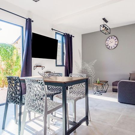 Fully Renovated House Only Few Minutes Walk Away From Ohama Beach Vierville-sur-Mer Esterno foto