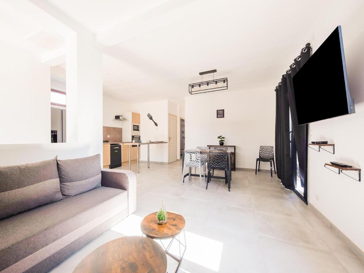 Fully Renovated House Only Few Minutes Walk Away From Ohama Beach Vierville-sur-Mer Esterno foto
